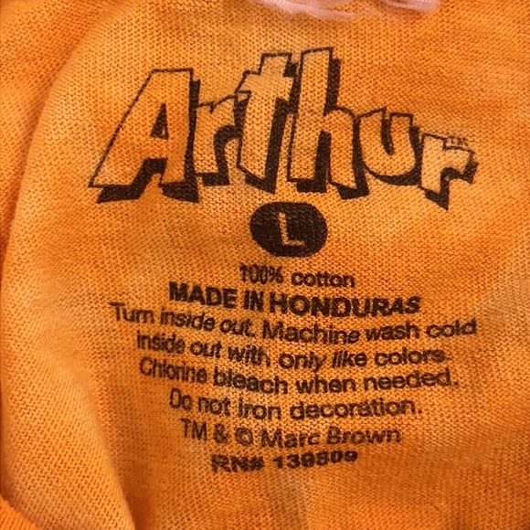 Arthur cartoon ladies t-shirt - Picture 4 of 4